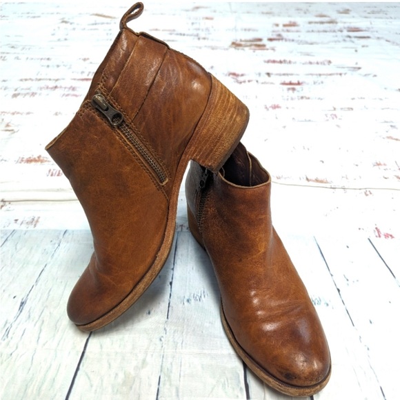 Kork-Ease leather ankle booties - Picture 1 of 9